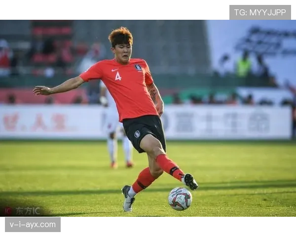 金玟哉闪耀超级杯，助力球队夺冠荣膺关键时刻