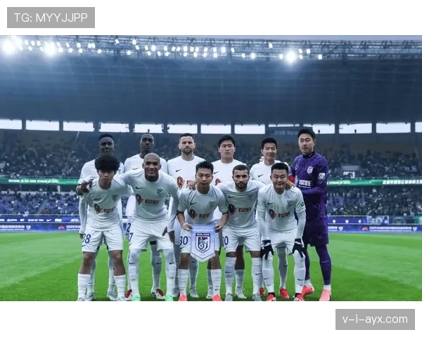 中超新赛季阵容深度解析：新星闪耀登场，球队实力稳步攀升