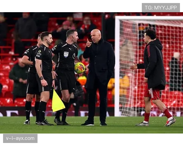 坎塞洛对位姆巴佩：速度型边锋的防守考验